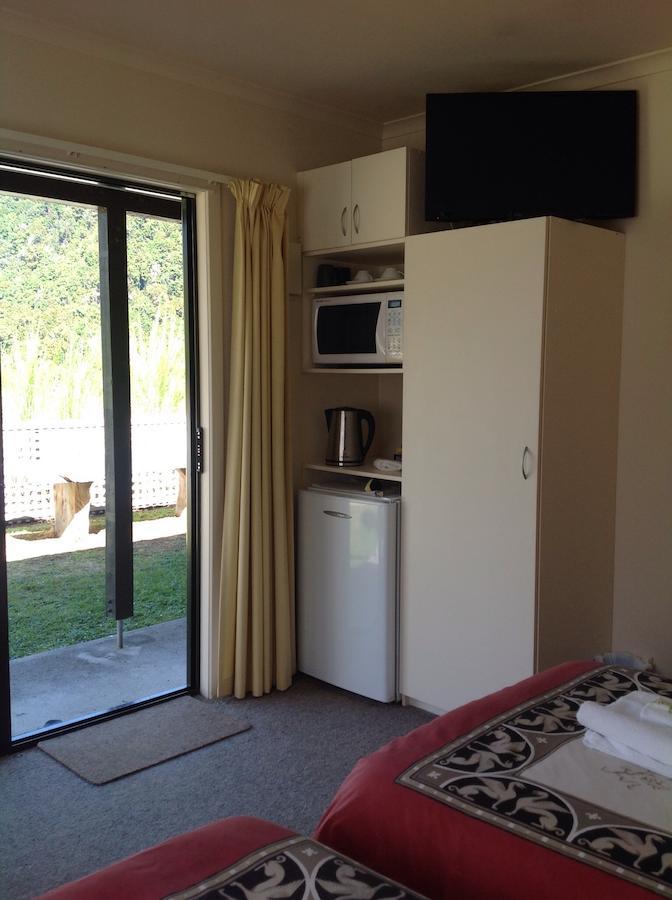 Owen River Tavern&Motels Rom bilde